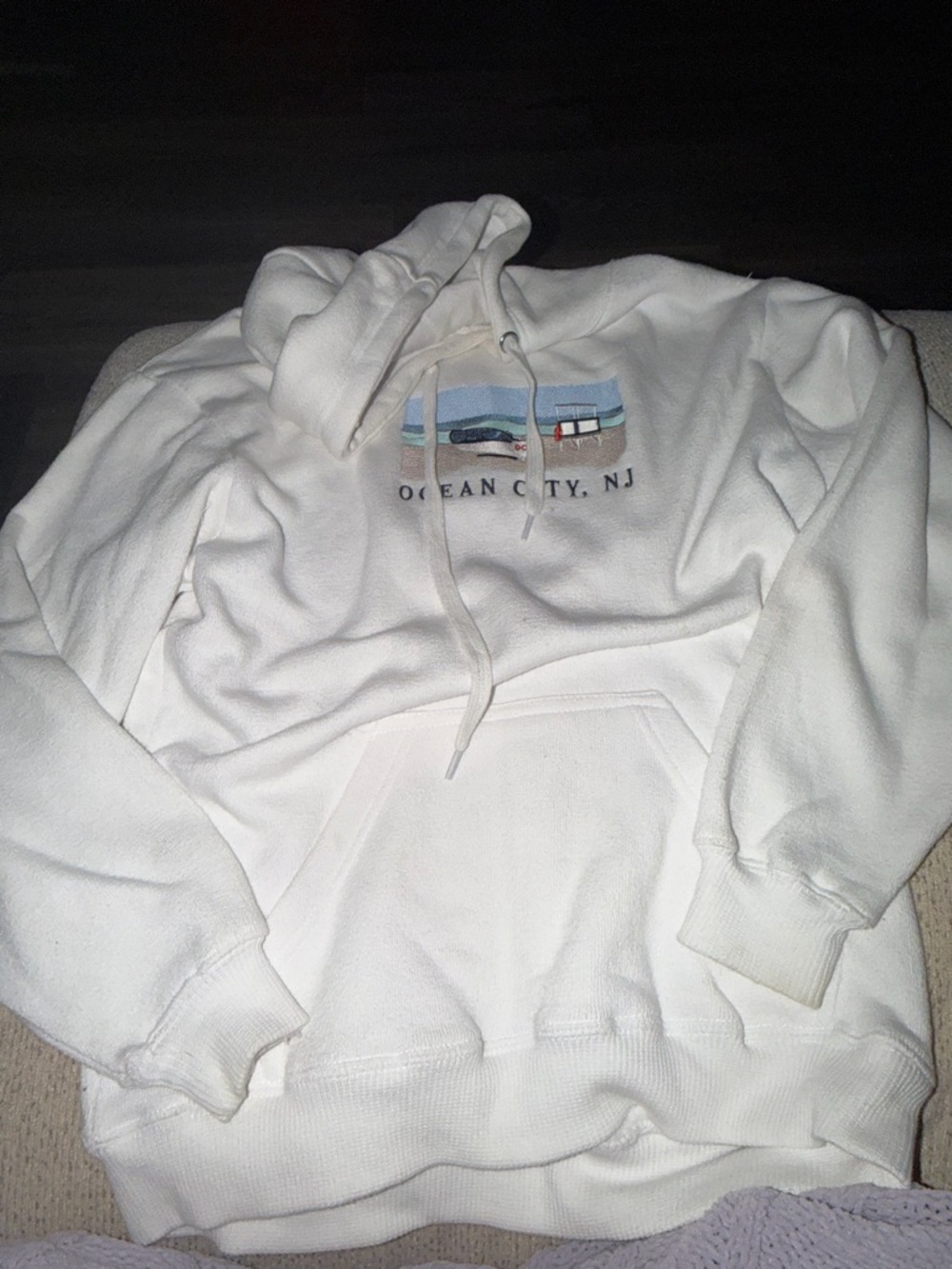 White Ocean City, NJ Pullover Hoodie